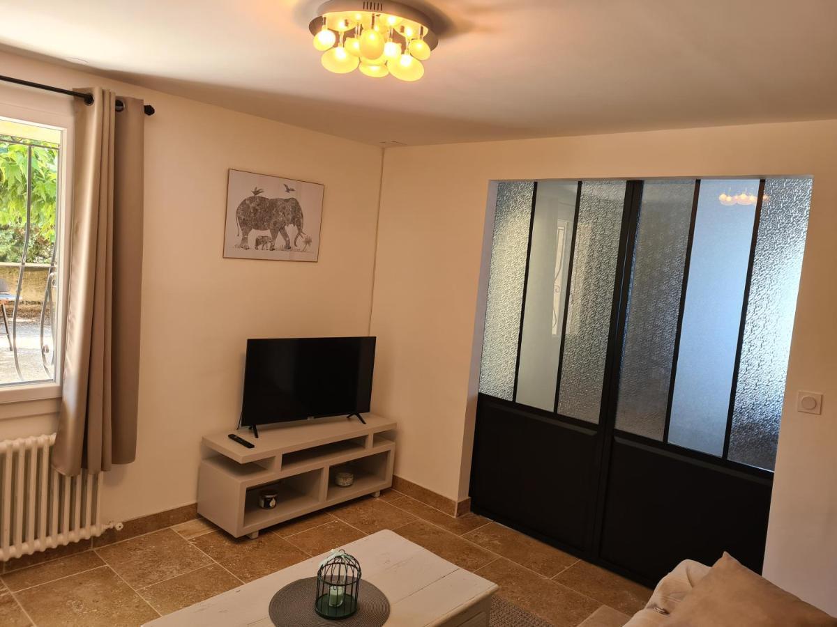 Villa les olivades à Cavaillon Extérieur photo